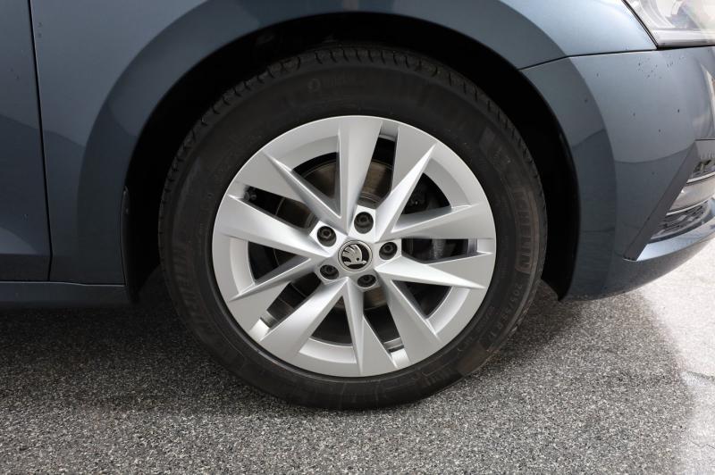 Škoda OCTAVIA Combi Premium TSI