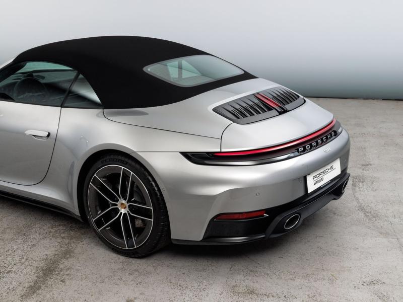 Porsche 911 Carrera Cabriolet