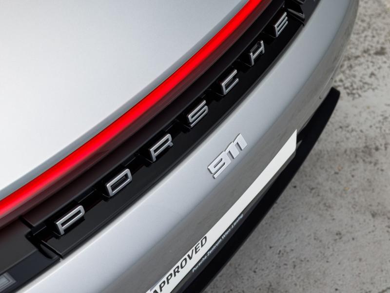 Porsche 911 Carrera Cabriolet