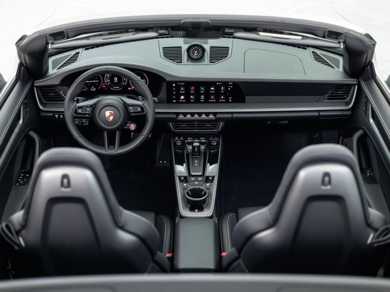 Porsche 911 Carrera Cabriolet