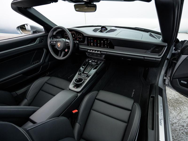 Porsche 911 Carrera Cabriolet