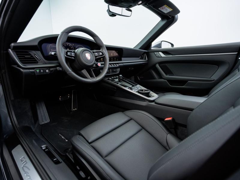 Porsche 911 Carrera Cabriolet