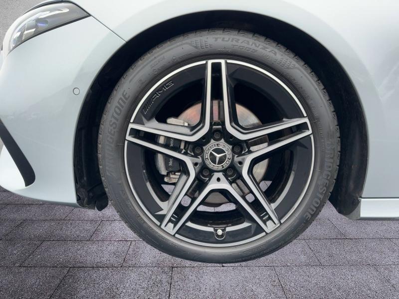 MERCEDES-BENZ A 180 d Limousine AMG-Line