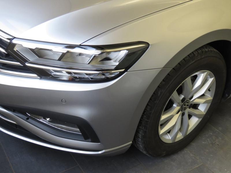 VW Passat Variant Business