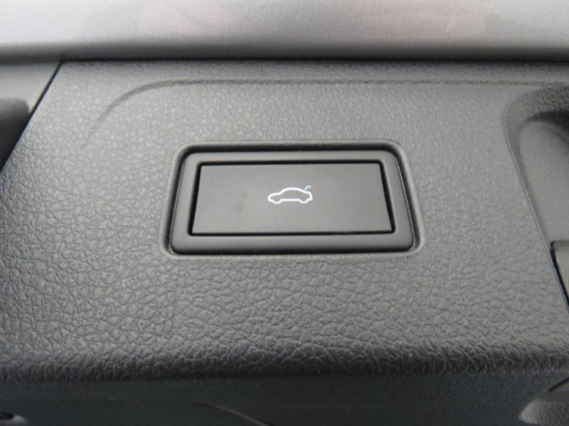 VW Passat Variant Business