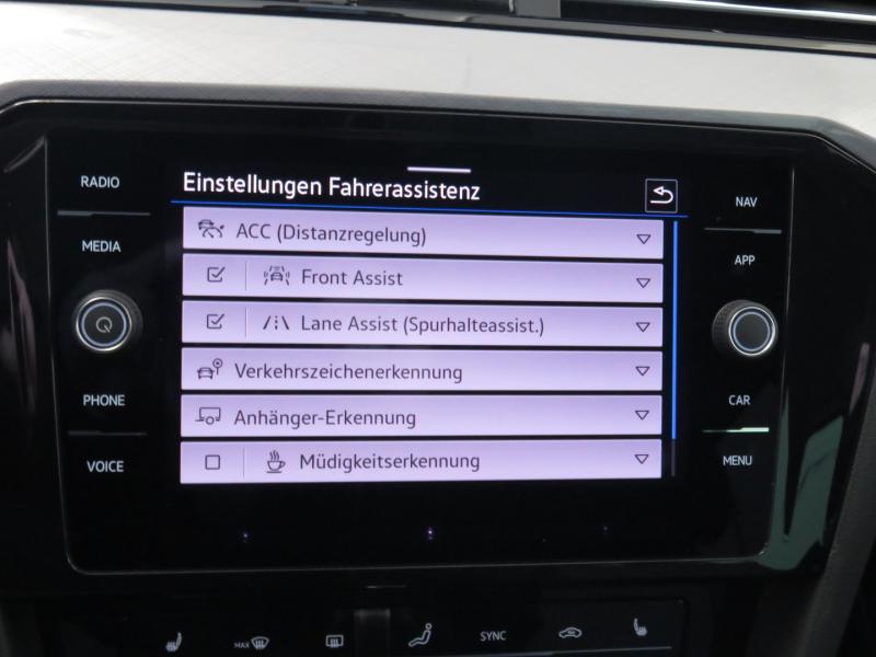 VW Passat Variant Business