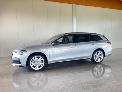 Škoda Superb Combi Sportline iV TSI DSG