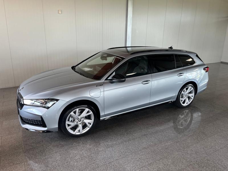 Škoda Superb Combi Sportline iV TSI DSG