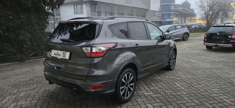 KUGA ST-Line