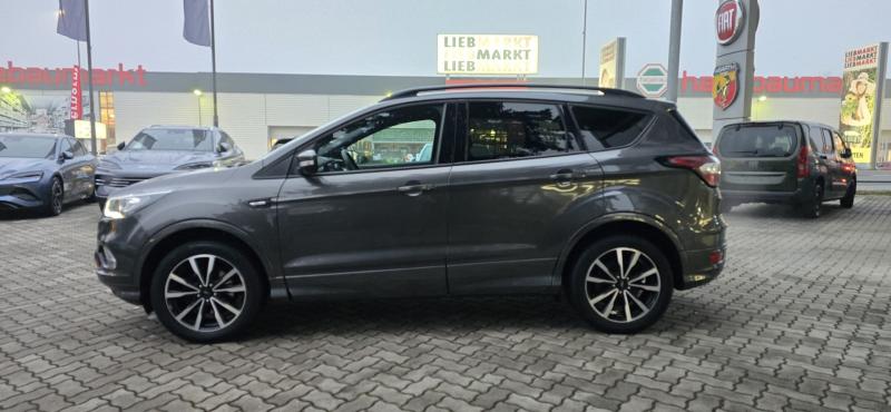 KUGA ST-Line