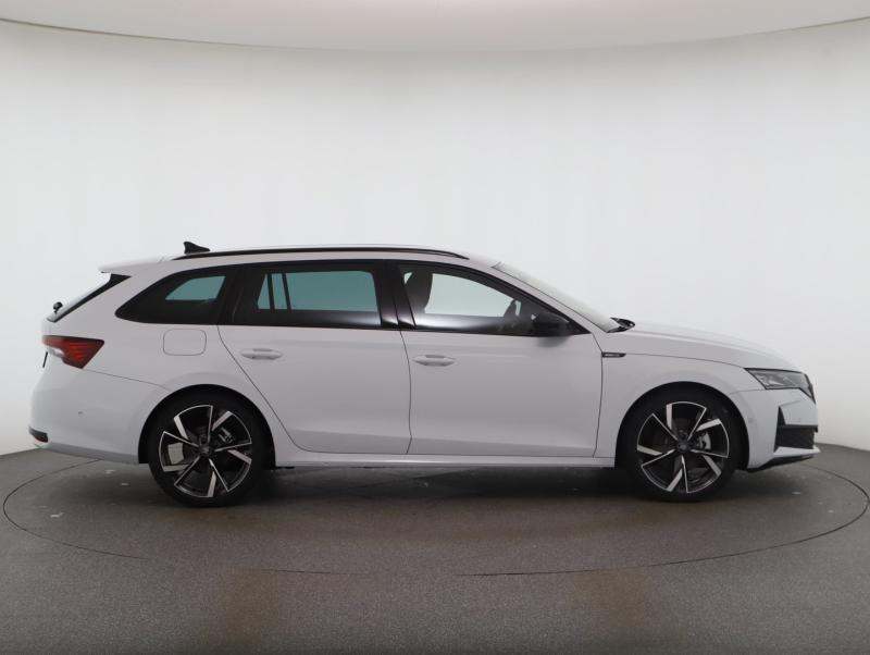 Škoda Octavia Combi Sportline TDI DSG