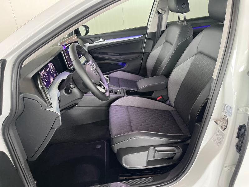 VW Golf Life TSI