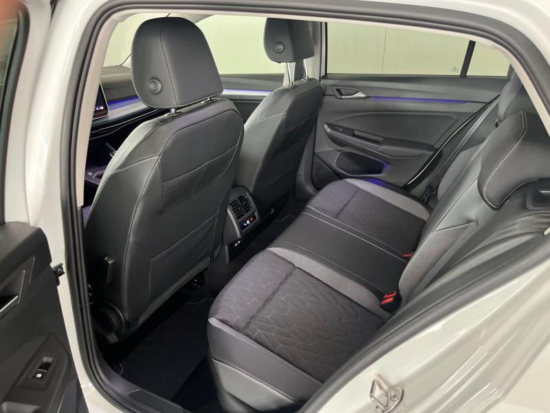 VW Golf Life TSI