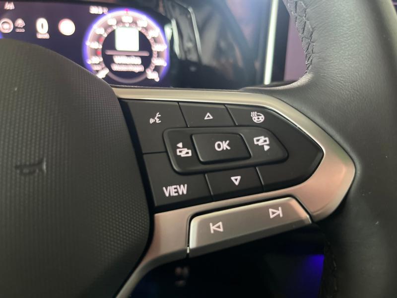 VW Golf Life TSI