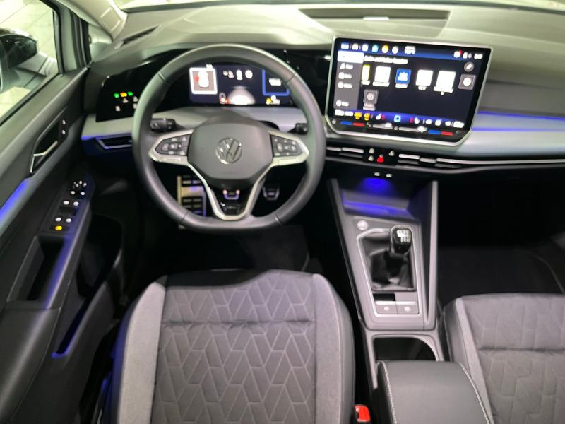 VW Golf Life TSI