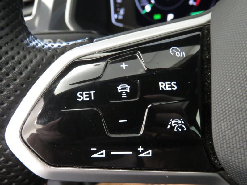 VW Tiguan R-Line TDI SCR 4MOTION DSG