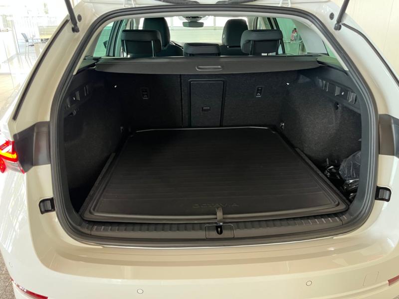 Škoda OCTAVIA Combi Premium TDI