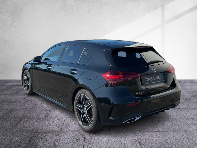MERCEDES-BENZ A 220 4MATIC AMG-Line