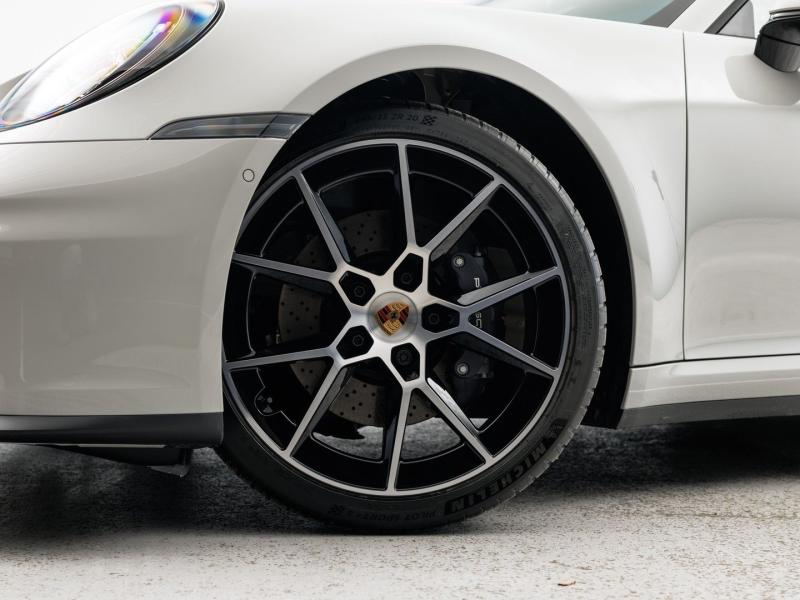 Porsche 911 Carrera Cabriolet