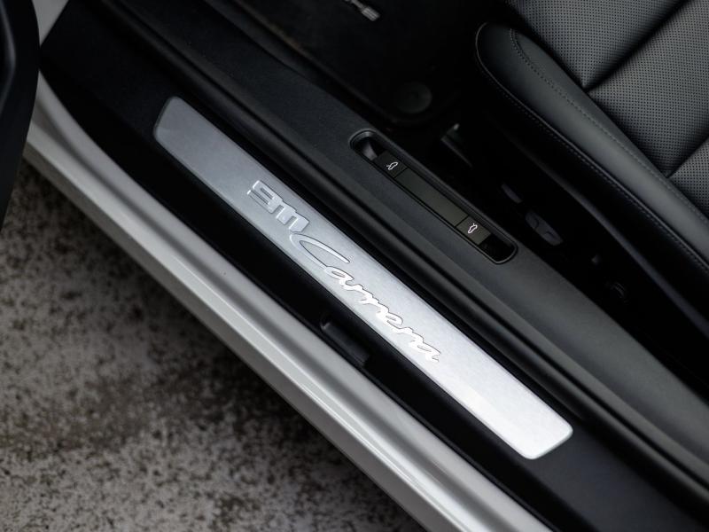 Porsche 911 Carrera Cabriolet