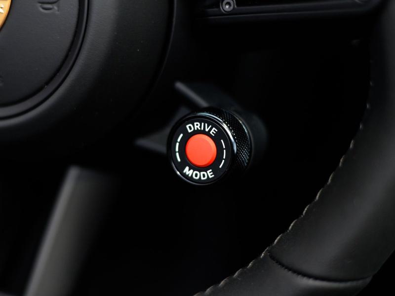 Porsche 911 Carrera Cabriolet