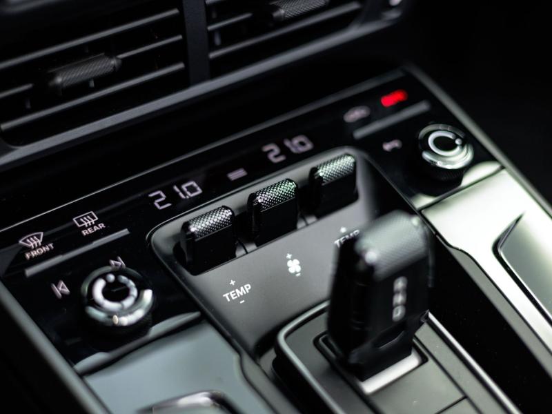 Porsche 911 Carrera Cabriolet