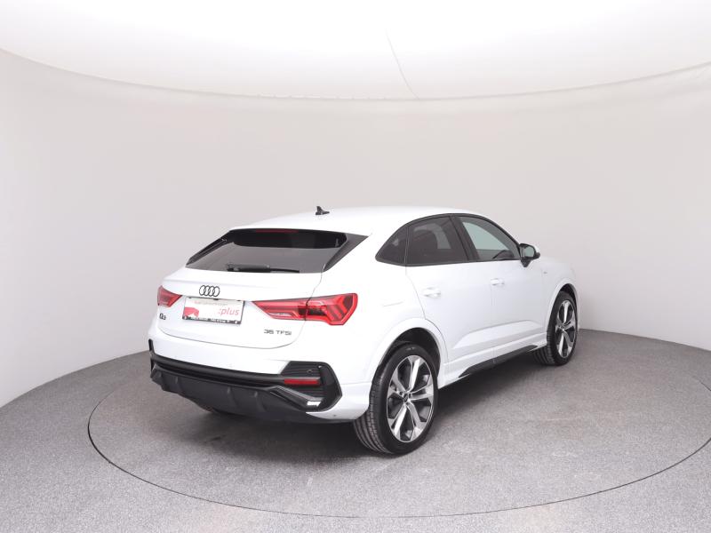 Audi Q3 Sportback 35 TFSI admired
