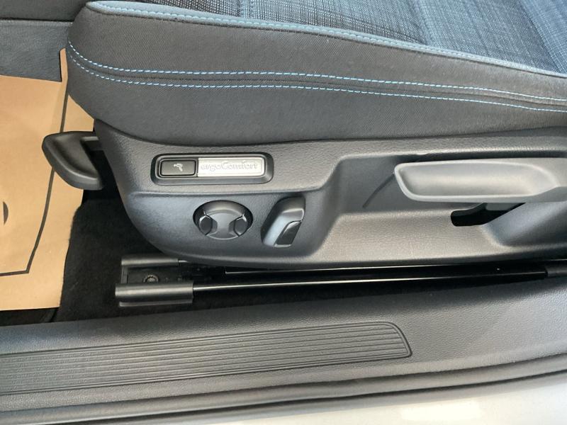 VW Passat Variant GTE