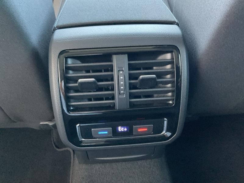 VW Passat Variant GTE