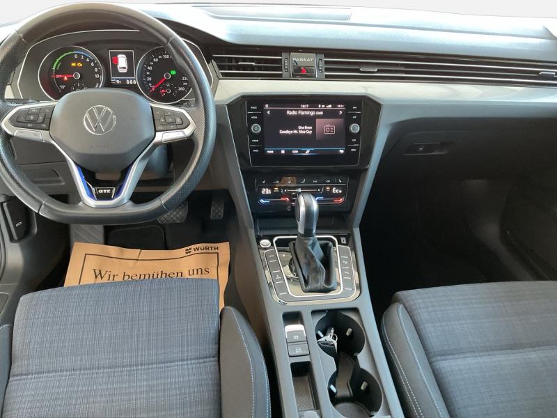 VW Passat Variant GTE
