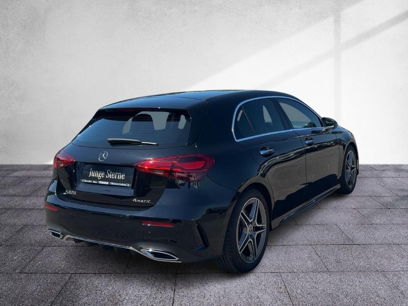 MERCEDES-BENZ A 220 4MATIC AMG-Line