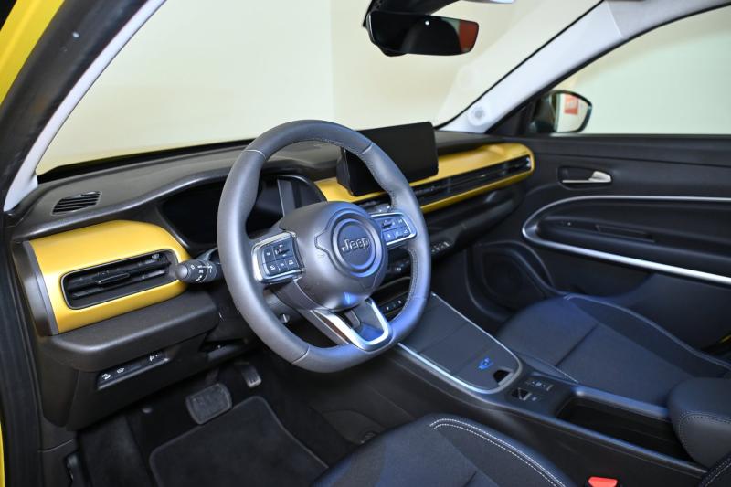 Jeep Avenger Summit Electric