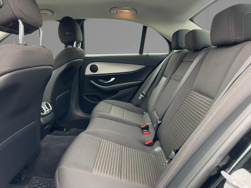 MERCEDES-BENZ E 200 d Limousine