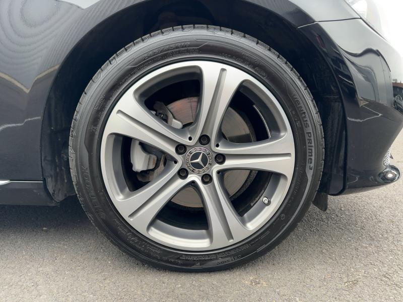 MERCEDES-BENZ E 200 d Limousine