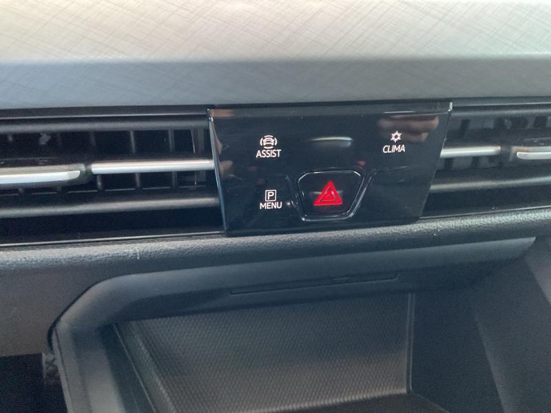 VW Golf Life TSI