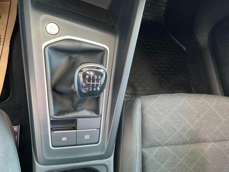 VW Golf Life TSI