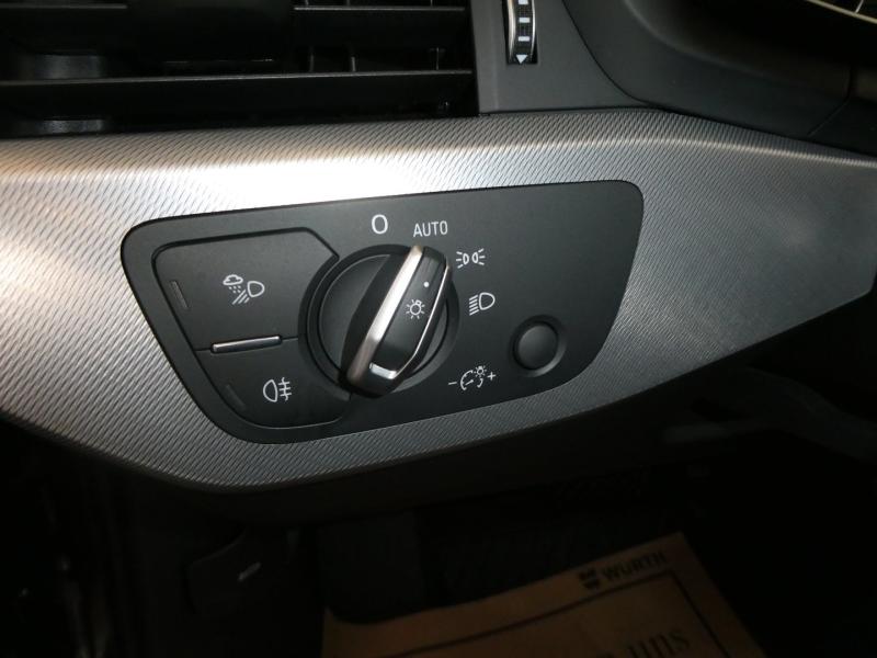 Audi A4 Avant 40 TDI quattro basis