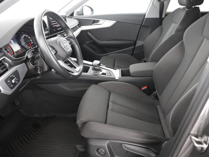 Audi A4 Avant 40 TDI quattro basis