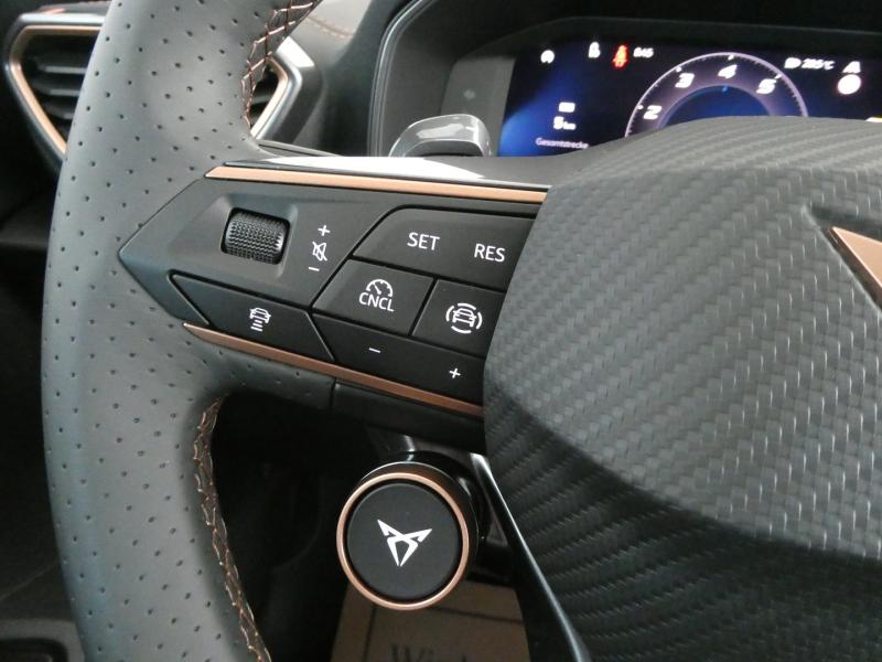 CUPRA Leon e-HYBRID 150/204