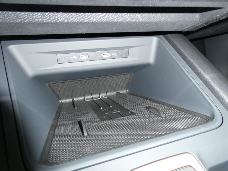 CUPRA Leon e-HYBRID 150/204