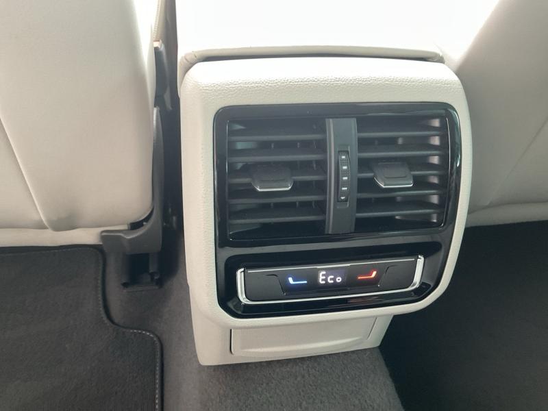 VW Passat Variant GTE