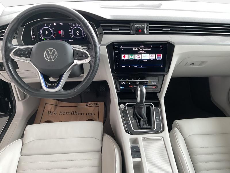 VW Passat Variant GTE