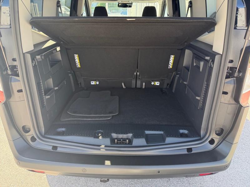 Ford Tourneo Courier 1,0 EcoBoost Titanium Au