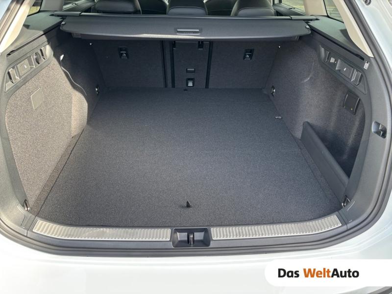 Passat Volkswagen VW Passat Variant Business eHybrid 150kW