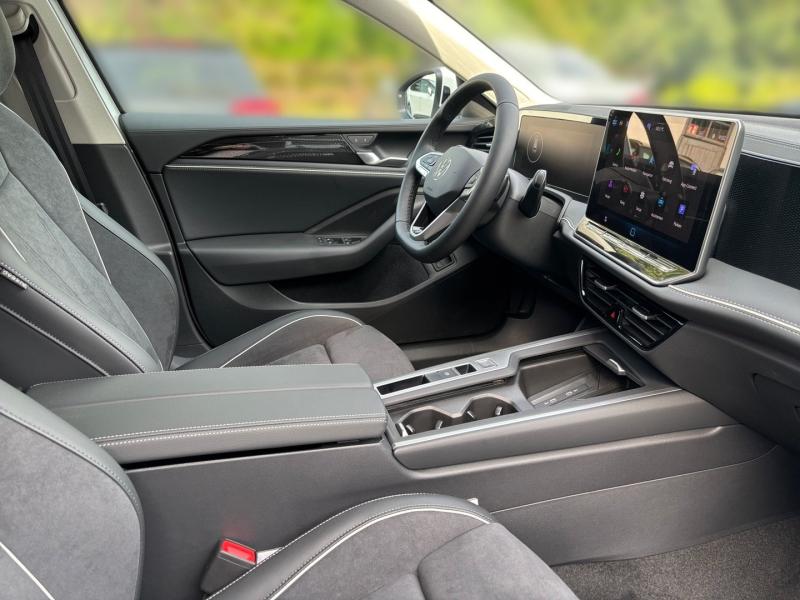 VW Passat Variant Business eHybrid 150kW