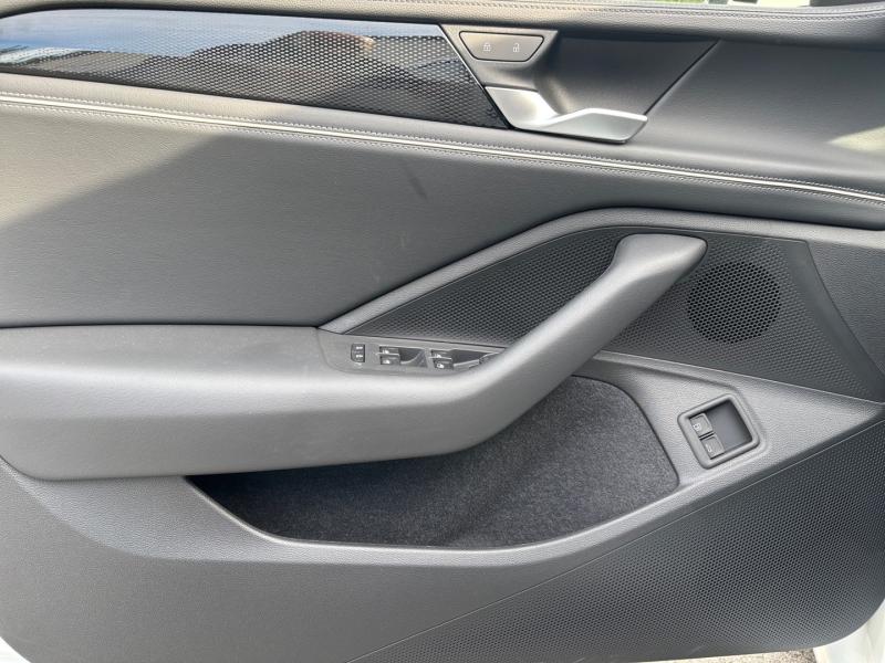 VW Passat Variant Business eHybrid 150kW