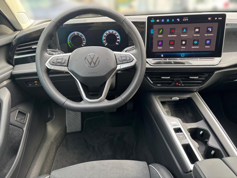 VW Passat Variant Business eHybrid 150kW