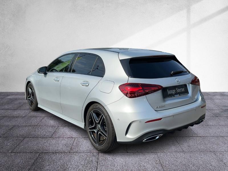 MERCEDES-BENZ A 220 4MATIC AMG-Line