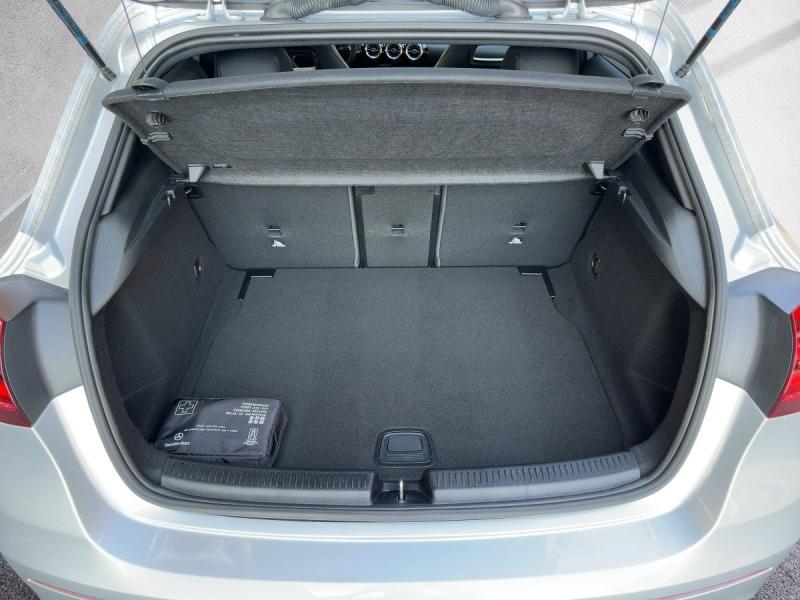 MERCEDES-BENZ A 220 4MATIC AMG-Line