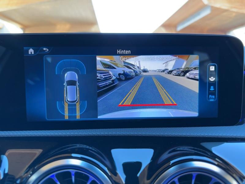 MERCEDES-BENZ A 220 4MATIC AMG-Line